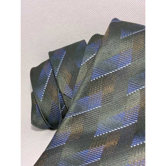 J Ferrar Mens Geometric Chevron Necktie Green Blue Bronze Silk Blend Tie - Picture 2 of 7